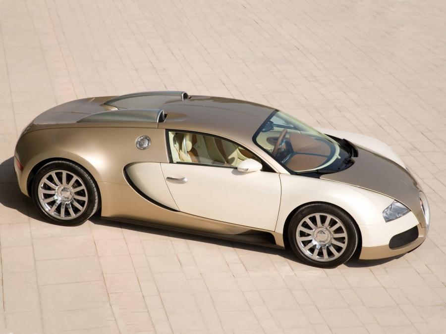  Bugatti Veyron 16.4 Gold Edition 2009 года  (фото 2 из 32)